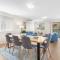 Hunter Home with POOL / CINEMA ROOM / PING PONG