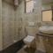 StayVistas Vine & Splash - Riverside villa with an infinity pool and indoor games