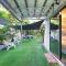 'Bluey' a Tiny House A-frame Moments to Foreshore - Darwin