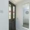 Flat 3, 158 Abingdon Road