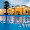 Villa with large swimming pool Salento