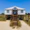 The Blue Crab - BAYFRONT! Private Pool - steps to the beach - kayaks and crab pots included! home