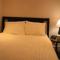 Roscoe Village Guesthouse