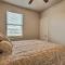 College Station Townhome with Furnished Patio!