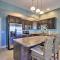 Dtwn Ludington Condo Balcony, Walk To Beach!