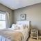 Dtwn Ludington Condo Balcony, Walk To Beach!