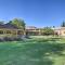 Boho-Chic Folsom Retreat: Walkable Location!