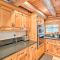 5 Mi to Hiking Custom Cabin with Deck in Arnold! - أرنولد