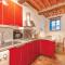 Cozy Home In Cardoso-gallicano Lu With Kitchen