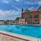 Modern St Pete Beach Condo with Community Pool! - سانت بيتي بيتش