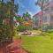 Modern St Pete Beach Condo with Community Pool! - سانت بيتي بيتش