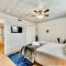 Dallas Boutique Flat + Arboretum Tickets Included