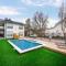 Dallas Boutique Flat + Arboretum Tickets Included