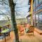 Hike, Ski and Explore! Mtn-View Cabin in Sapphire
