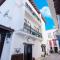 Rodina Suites Hotel