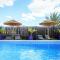 villa yvonne,private pool,private parking 1,7 km from the beach