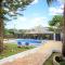 villa yvonne,private pool,private parking 1,7 km from the beach