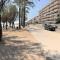 Pis a tocar de la platja amb wifi i parking inclòs