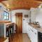 The Shepherds Hut - boutique retreat.
