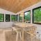 Black River Haus - Scandinavian Riverfront Cabin Muskoka - Washago