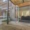 Sea Breeze 17 Gannel