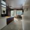 JEENA MOTEL