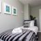 Auckland View - a comfy & spacious 4bed with views - Coundon