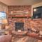2-Story Townhouse - 1 Mi to Killington Ski Area!