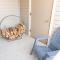 Camelback Private Home located behind Waterpark & Ski Lift