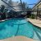 Rowena House 2bd Den 2bth Heated Pool Near Siesta Key - 萨拉索塔