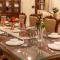 StayVista's Lake La Vie - Tranquil Lake-View Villa Amidst Farmland with Pool and Poolside Gazebo - Proximity to Sula - Насик