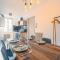 Esprit cosy - WelcHome - Parking inclus, WIFI haute débit, 600m de la gare