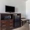 Comfort Inn & Suites Gatesville near Fort Cavazos
