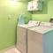 Coastal Atlantic Beach Duplex Less Than 1 Mi to Boardwalk! - أتلانتيك بيتش