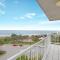 Capeview Apartments - Right on Kings Beach - Caloundra