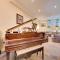 Oystermouth Chapel - 纽顿