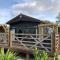 Peaceful Holiday Lodge with Hot Tub - Lincolnshire