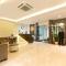 Hotel Avalon Palms Agra