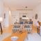 Modern Rustic Flat in Santos by LovelyStay
