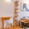 Modern Rustic Flat in Santos by LovelyStay