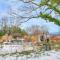 Huge Farmhouse with Heated Pool for Vacations and Retreats - Roseland