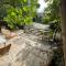 Remarkable Boultons Barn with hot tub