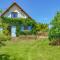 3 Bedroom Lovely Home In St, Priest La Fougeres - La Coquille