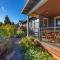 Redtail 3 Bedroom with Spacious Kitchen and Covered Back Deck - 30 Day Stay home