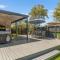 Dromana Beach Holiday House *3 minutes to the sand