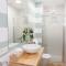 Modern & Nice Apartment. Old town. Private parking