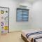THE GREEN-SEMENYIH HOMESTAY FAMILY SUITES 8-10 PAX