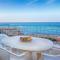 Romantica Beach