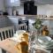 Sheffield 3-bedroom house with free street parking
