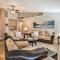 Large Yard and Hot Tub Reno Retreat!